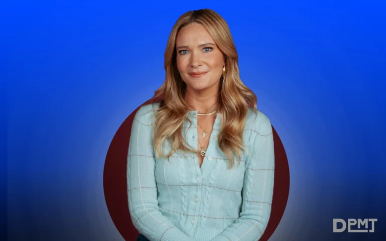 Sarah J. Maas Net Worth, Age, Husband & Books Sarah J. Maas Net Worth, Age, Husband & Books